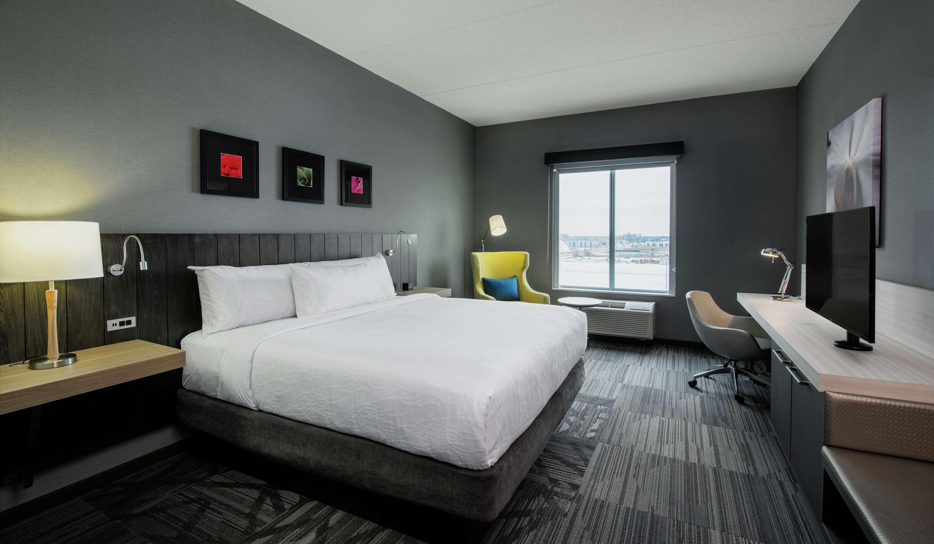Hilton Garden Inn Winnipeg South Exteriör bild